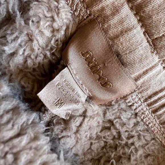 SKIMS Kim Kardashian Teddy High Pile Fleece Sweatpants Women‎ Pink Desert Tan. - Picture 6 of 8